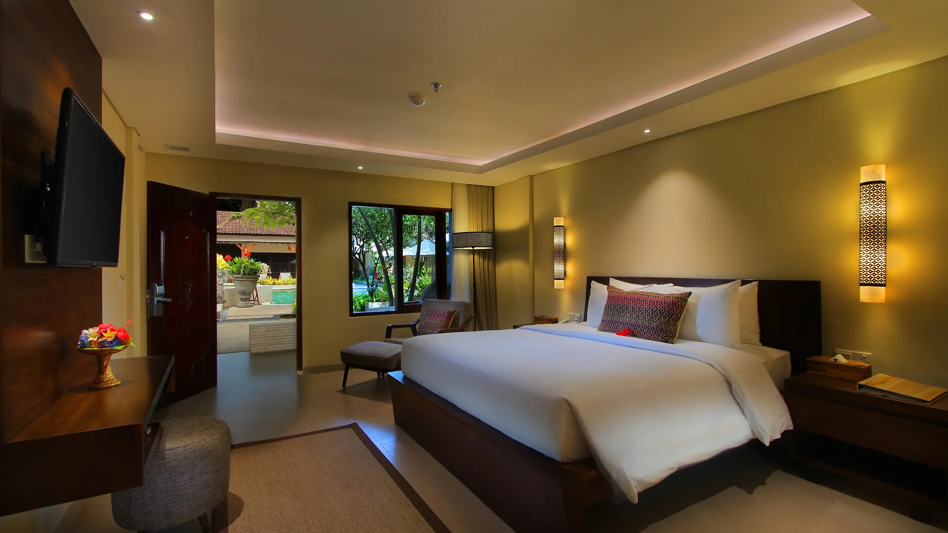 AlamKulkul Boutique Resort Legian 4*,